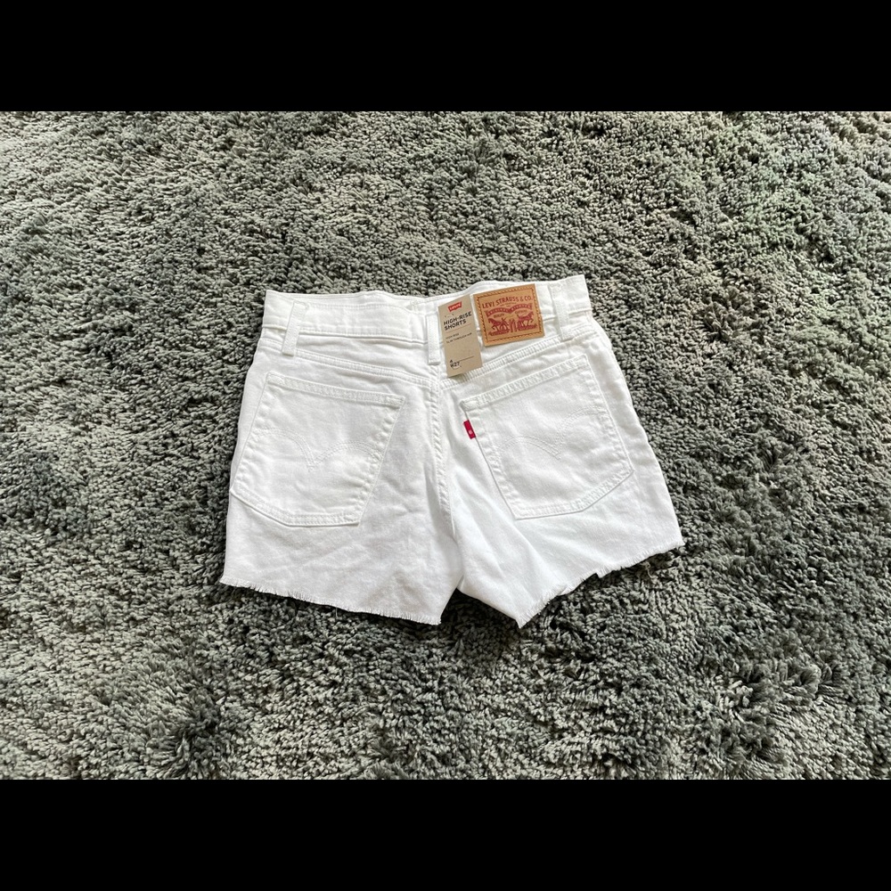 White Levi’s High-Rise Shorts